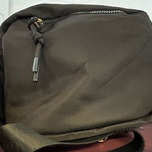 Black BearPaw Women’s Crossbody Bag